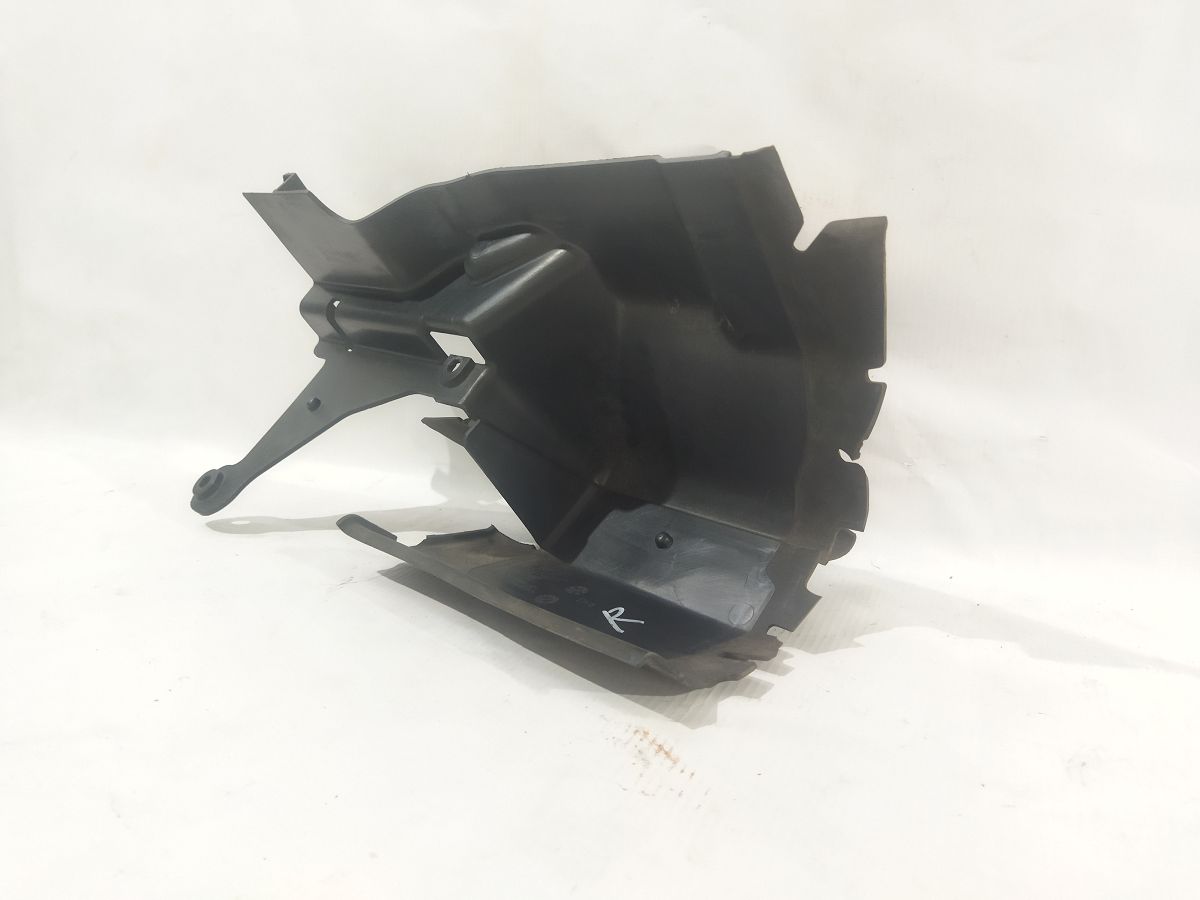 S60 Дефлектор радиатора правый Volvo S60 2014-2018 31383123 Volvo S60 2