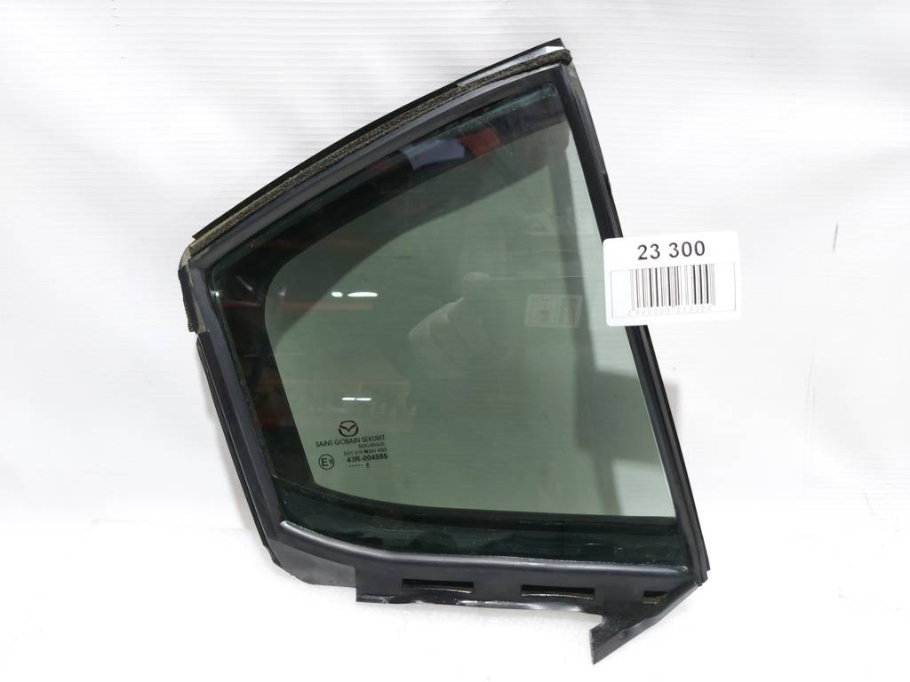 3 Скло (кватирка) двері задньої правої Mazda 3 2014-2018 BJS772661 Mazda 3 5