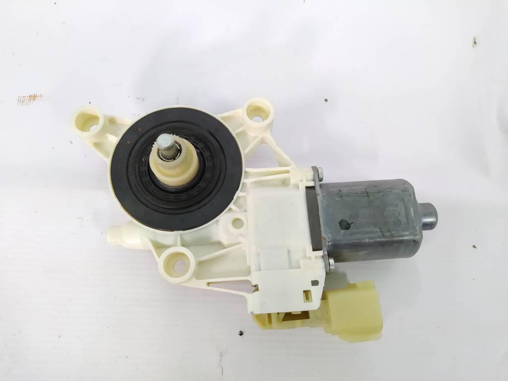 200 limited Мотор стеклоподъёмника двери передней правой Chrysler 200 Limited 2011-2014 68027866AA Chrysler 200 Limited 2