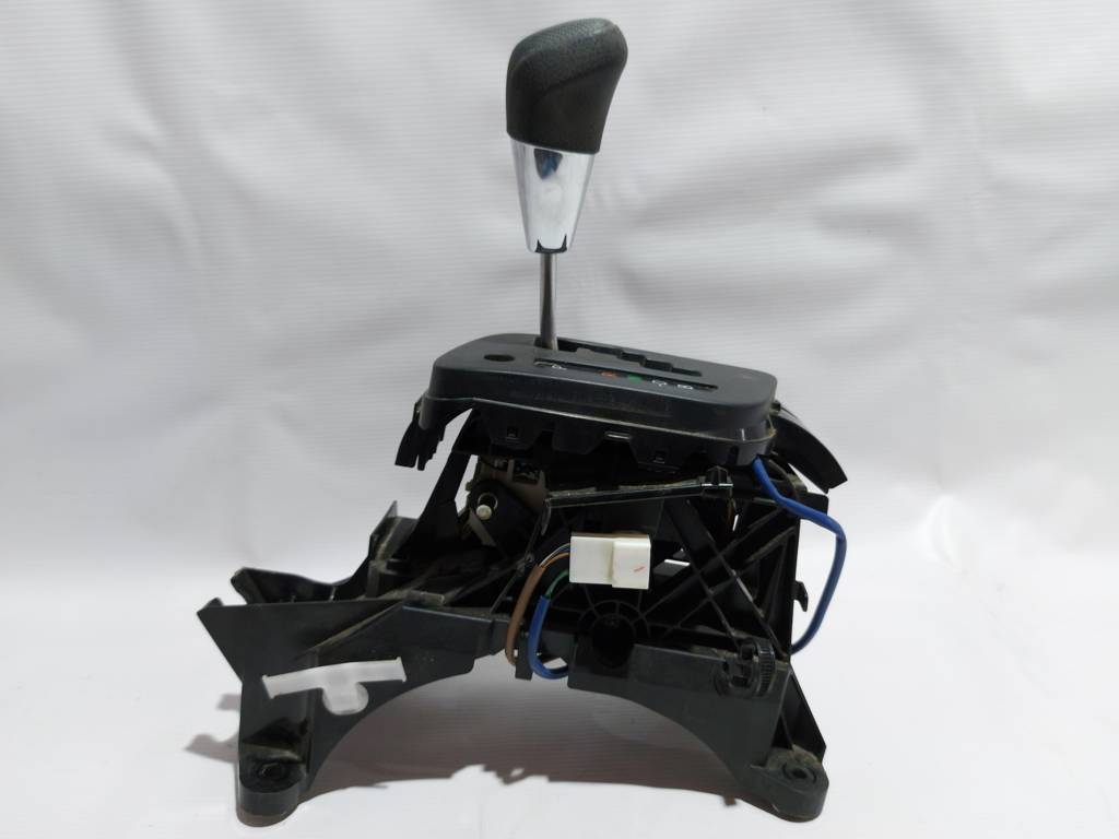 Scion iq Селектор перемикання АКПП Toyota Scion IQ 2012 3597174010 Toyota Scion IQ 3