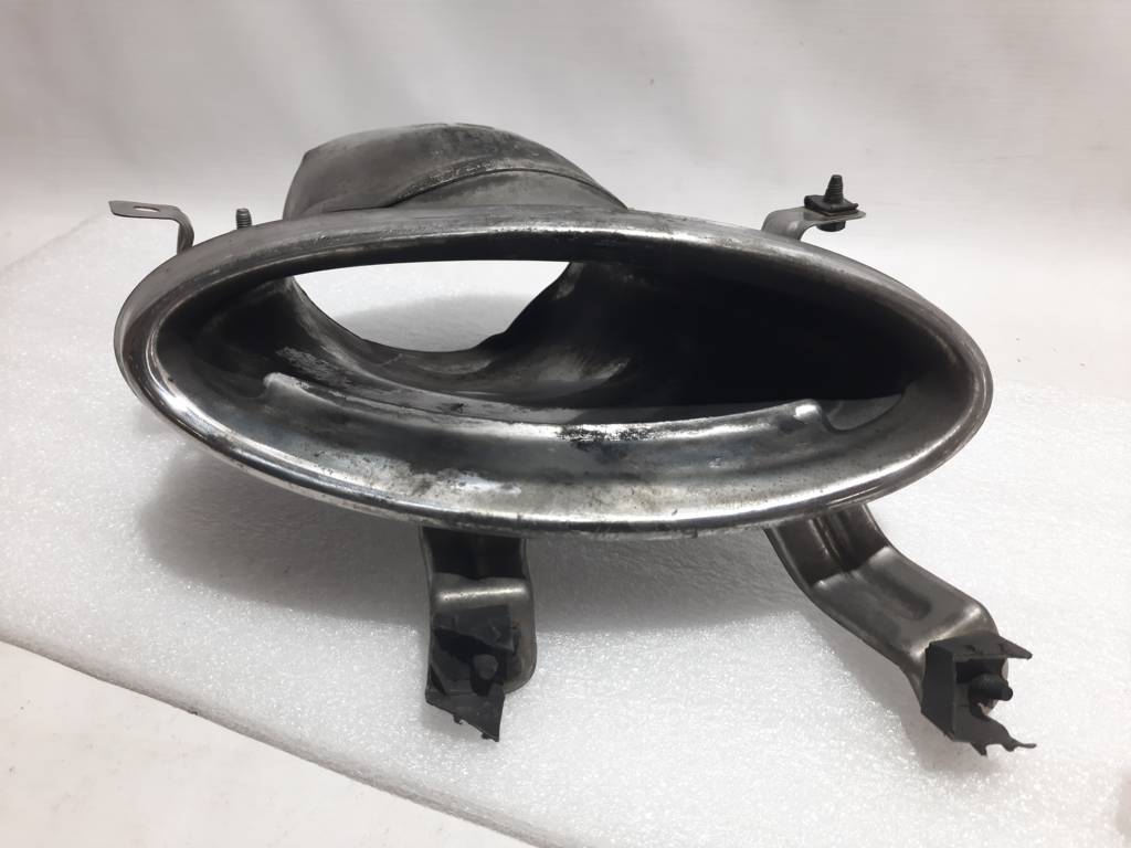 Cadenza Декоративна накладка вихлопного глушника Kia CADENZA 2014-2016 86662-3R500 Kia CADENZA 2