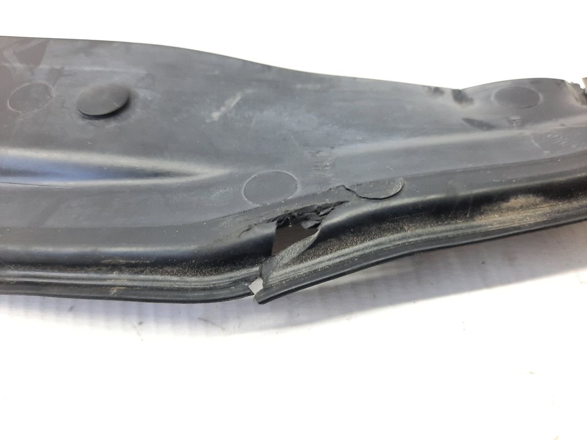 Ats Ущільнювач крила переднього лівого Cadillac ATS 2013-2018 22985614 Cadillac ATS 5 Ats Ущільнювач крила переднього лівого Cadillac ATS 2013-2018 22985614 Cadillac ATS 5