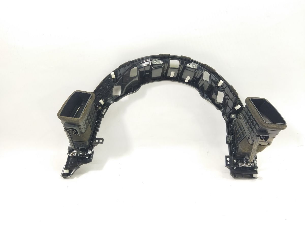 Forte Накладка торпеди центральна із повітроводами Kia Forte 2014-2016 97430A7050AKQ Kia Forte 5