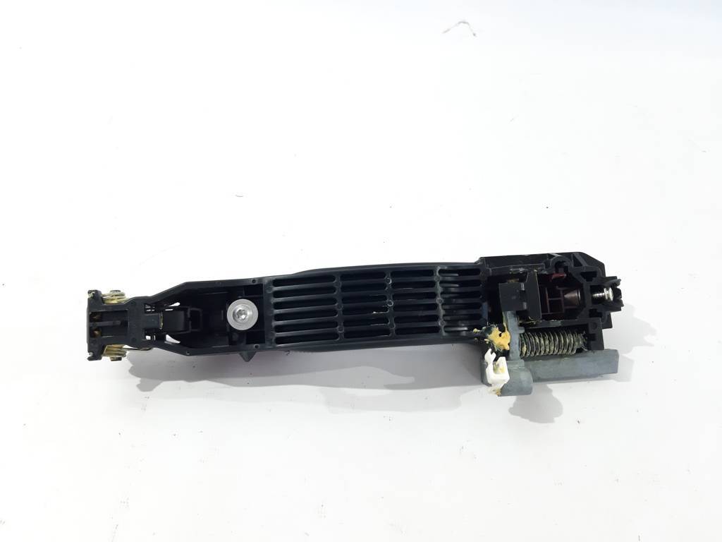 Yaris Ручка дверей задньої лівої зовнішня Toyota Yaris 2016-2019 69210WB014 Toyota Yaris 2