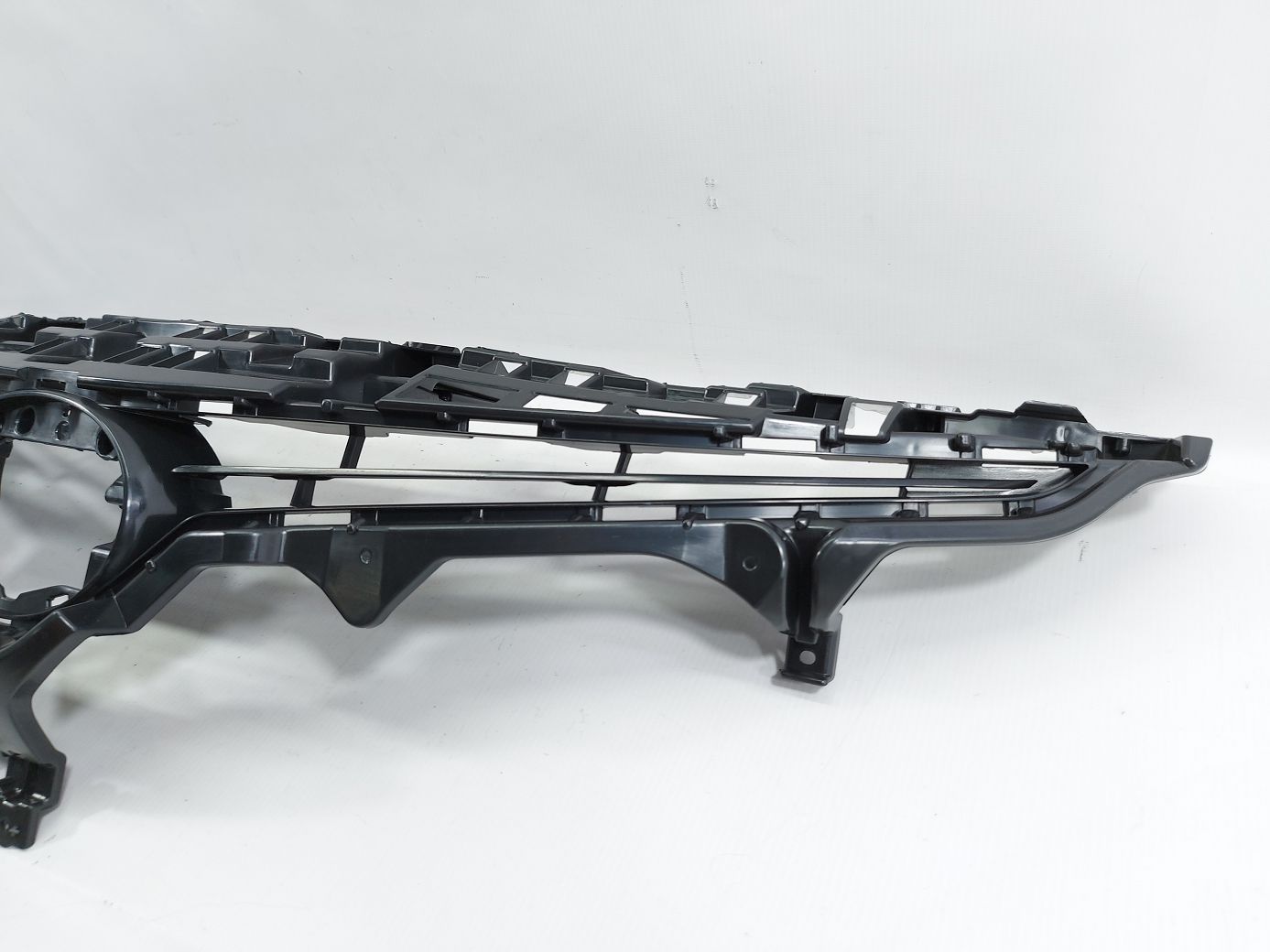 Решетки радиатора в сборе Решетка радиатора верхняя (SE/XSE) Toyota Camry `18-20 Toyota Camry 2