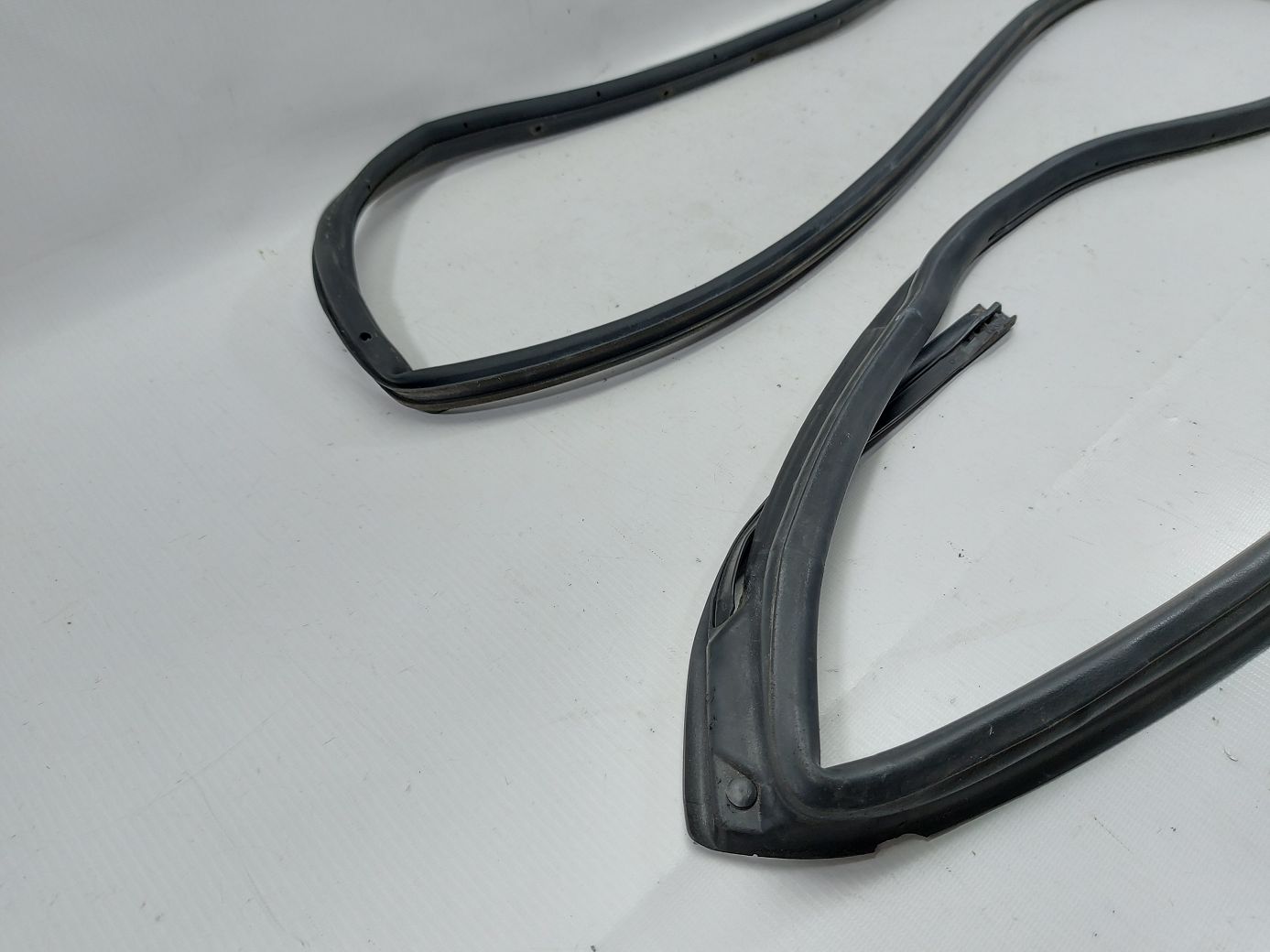 Cr-z Уплотнительная резинка двери передней правой Honda CR-Z 2011-2016 72310SZT003 Honda CR-Z 3