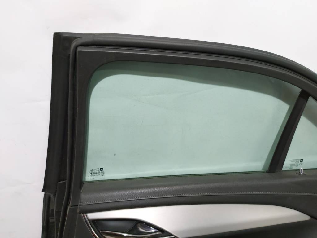 Ats Двері задні права в зборі Cadillac ATS 2013-2018 84007418 Cadillac ATS 15