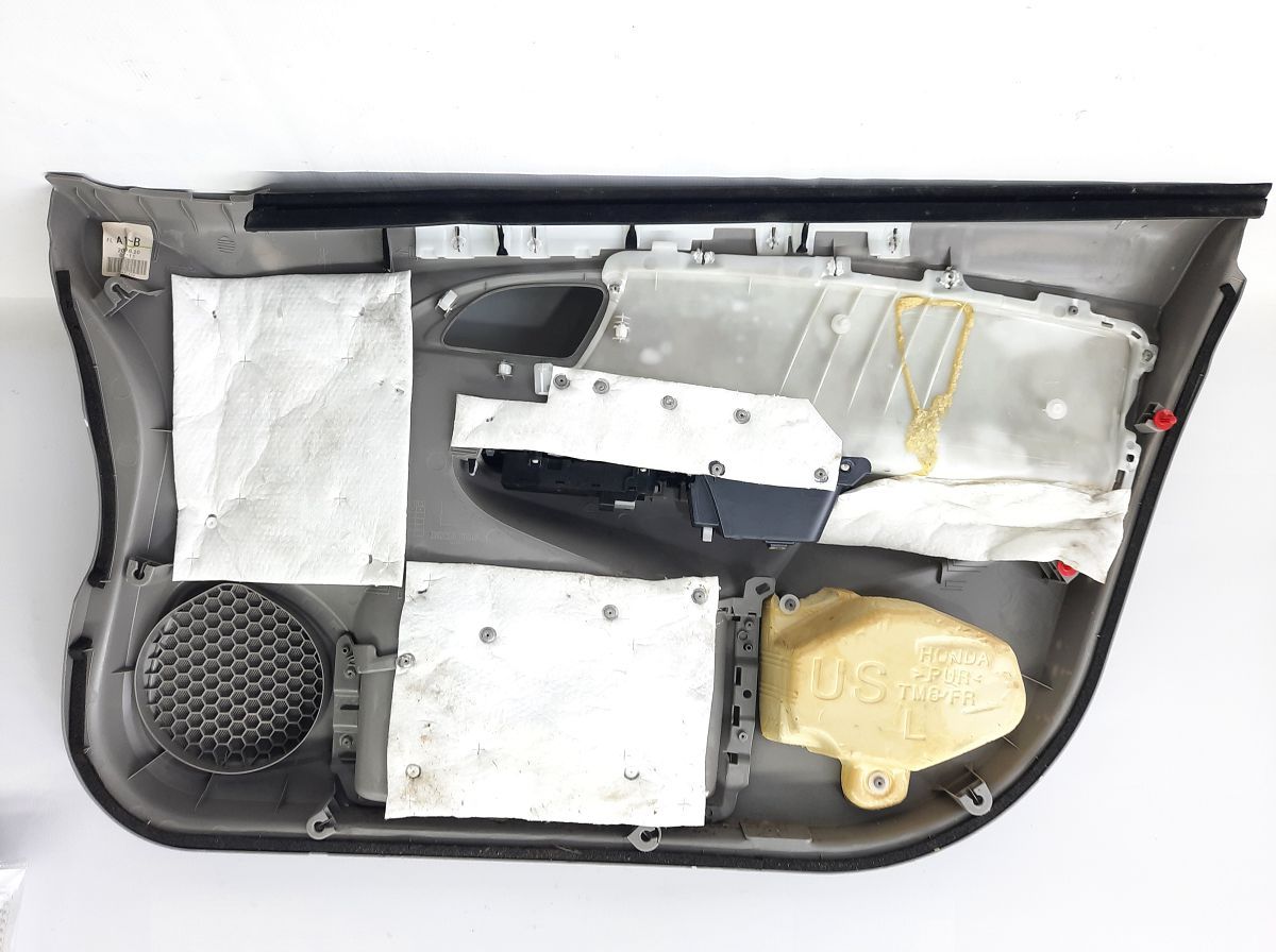 Insight Карта двери передней левой Honda Insight 2010 83580TM8A03ZA Honda Insight 3