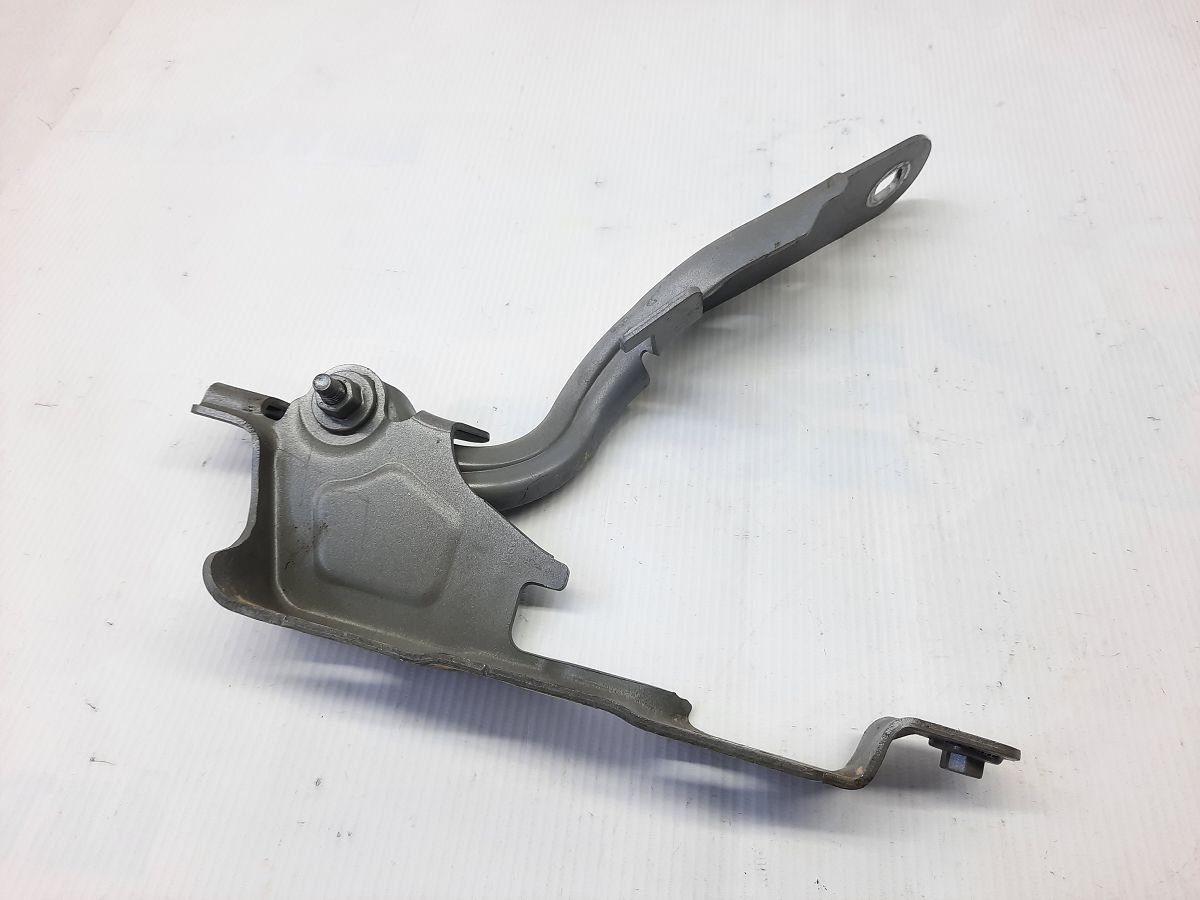 Equinox Петля капота правая Chevrolet Equinox 2010-2017 25802950 Chevrolet Equinox 3