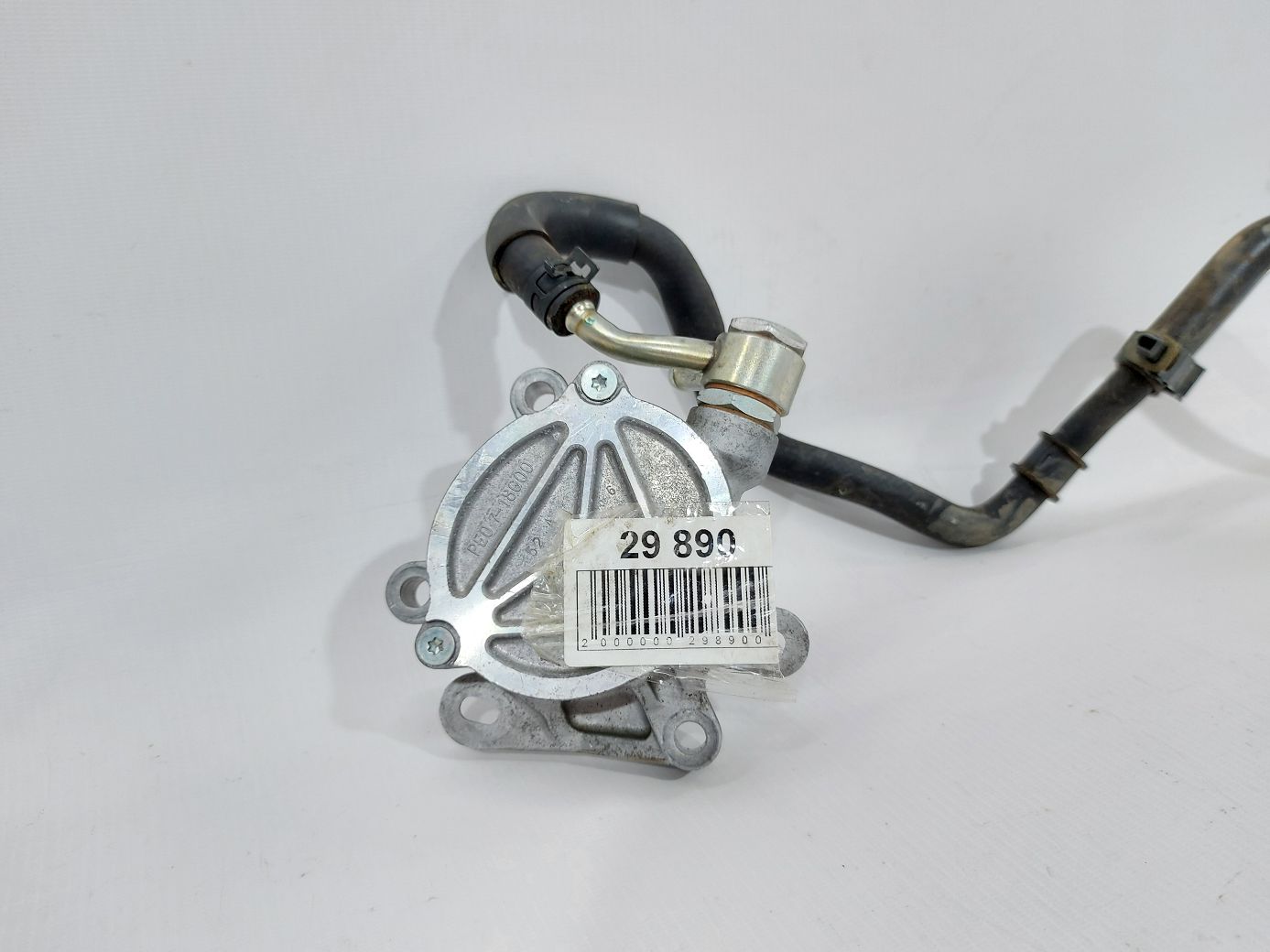 3 Вакуумний насос Mazda 3 2013-2020 PE0718G00B Mazda 3 2