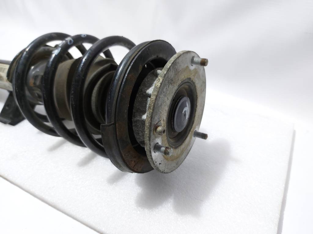 328i xdrive Стойка амортизатора передняя правая BMW 328i xDrive 2006-2011 31316780194 BMW 328i xDrive 4