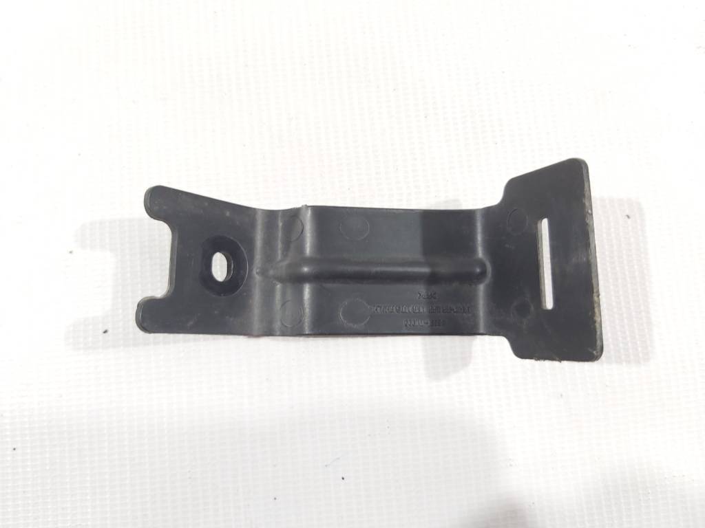 Forte. Кріплення підсилювача заднього бампера верхнє Kia Forte 2009-2013 866811M000 Kia Forte