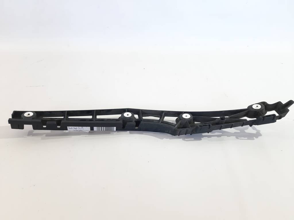 Regal Кріплення бампера заднього праве Buick Regal 2011-2013 20993951 Buick Regal 2