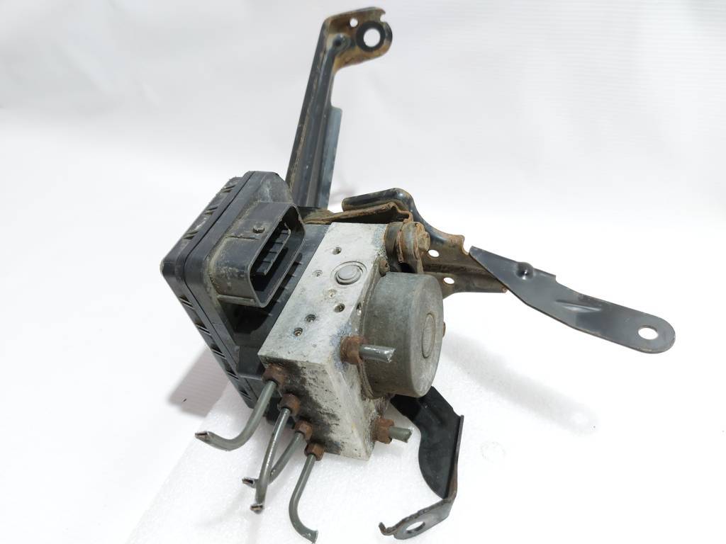 Scion iq. Блок ABS Toyota Scion IQ 2012-2015 4405074051 Toyota Scion IQ