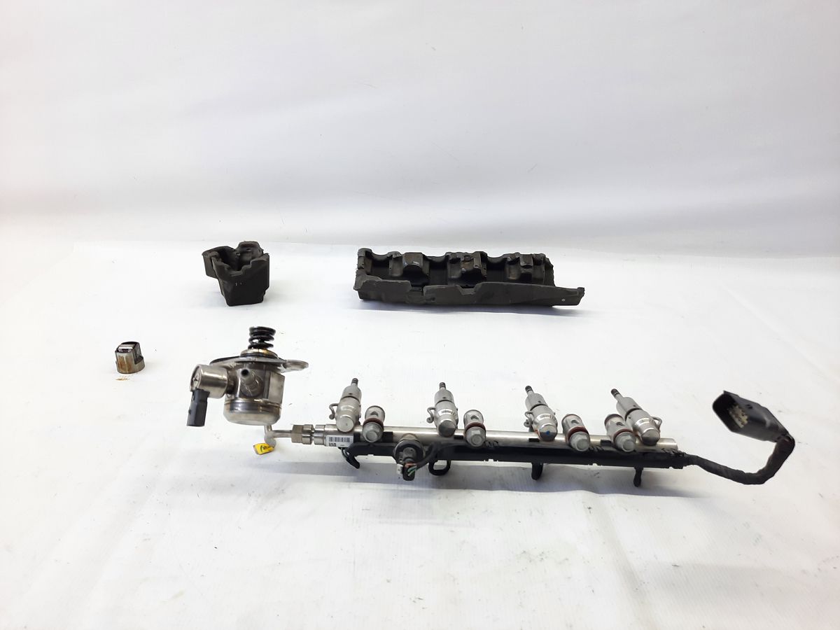 Malibu Паливна рейка Chevrolet Malibu 2013-2016 12689346 Chevrolet Malibu 13