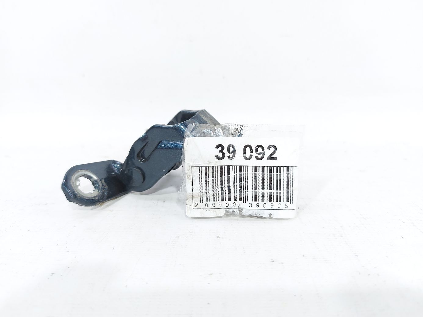 Versa Петля дверей передньої лівої верх/низ Nissan Versa 2012-2019 824201KA0A Nissan Versa 5
