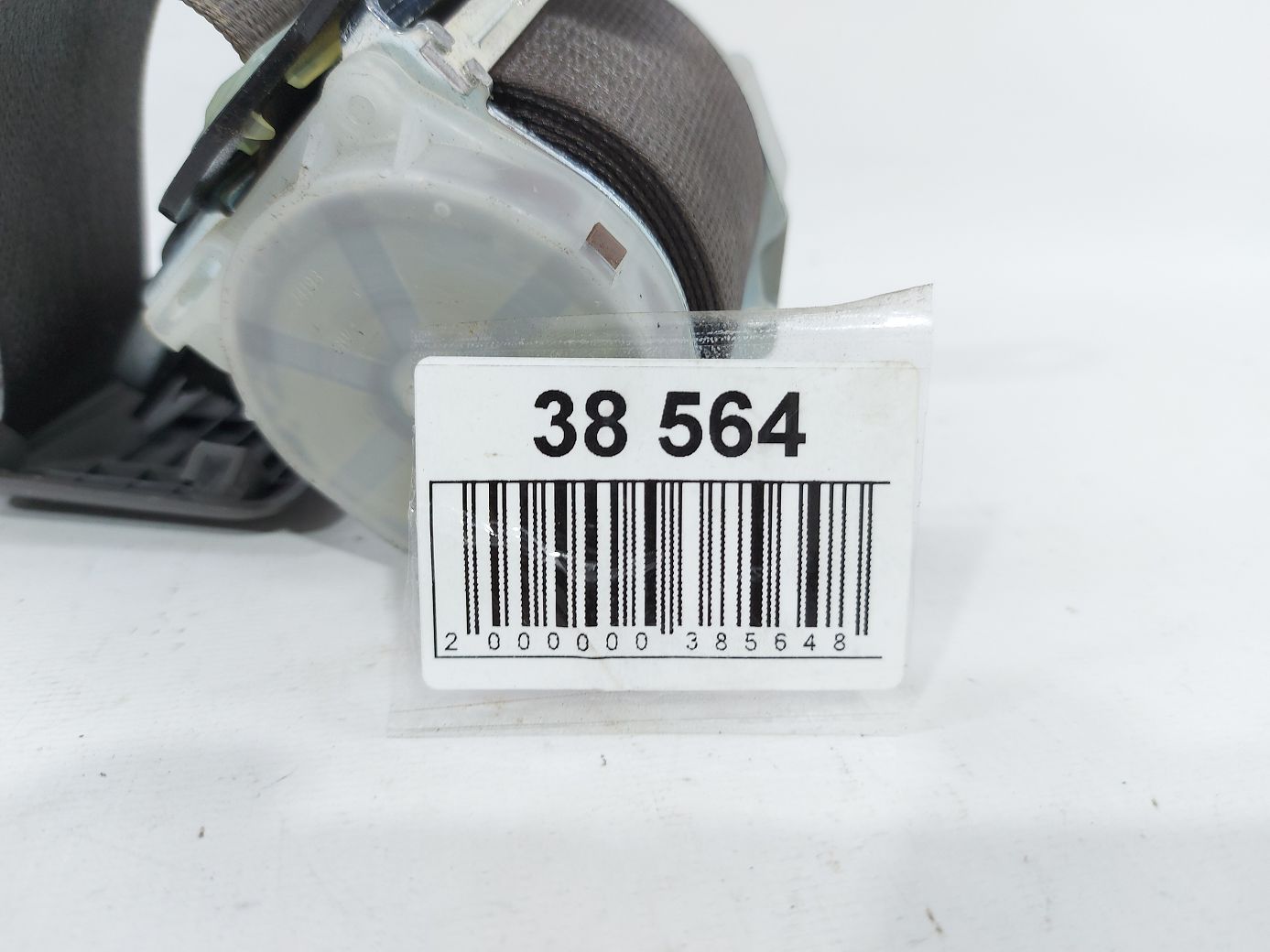 Malibu Ремень безопасности задний центральный Chevrolet Malibu 2018 84560442 Chevrolet Malibu 4