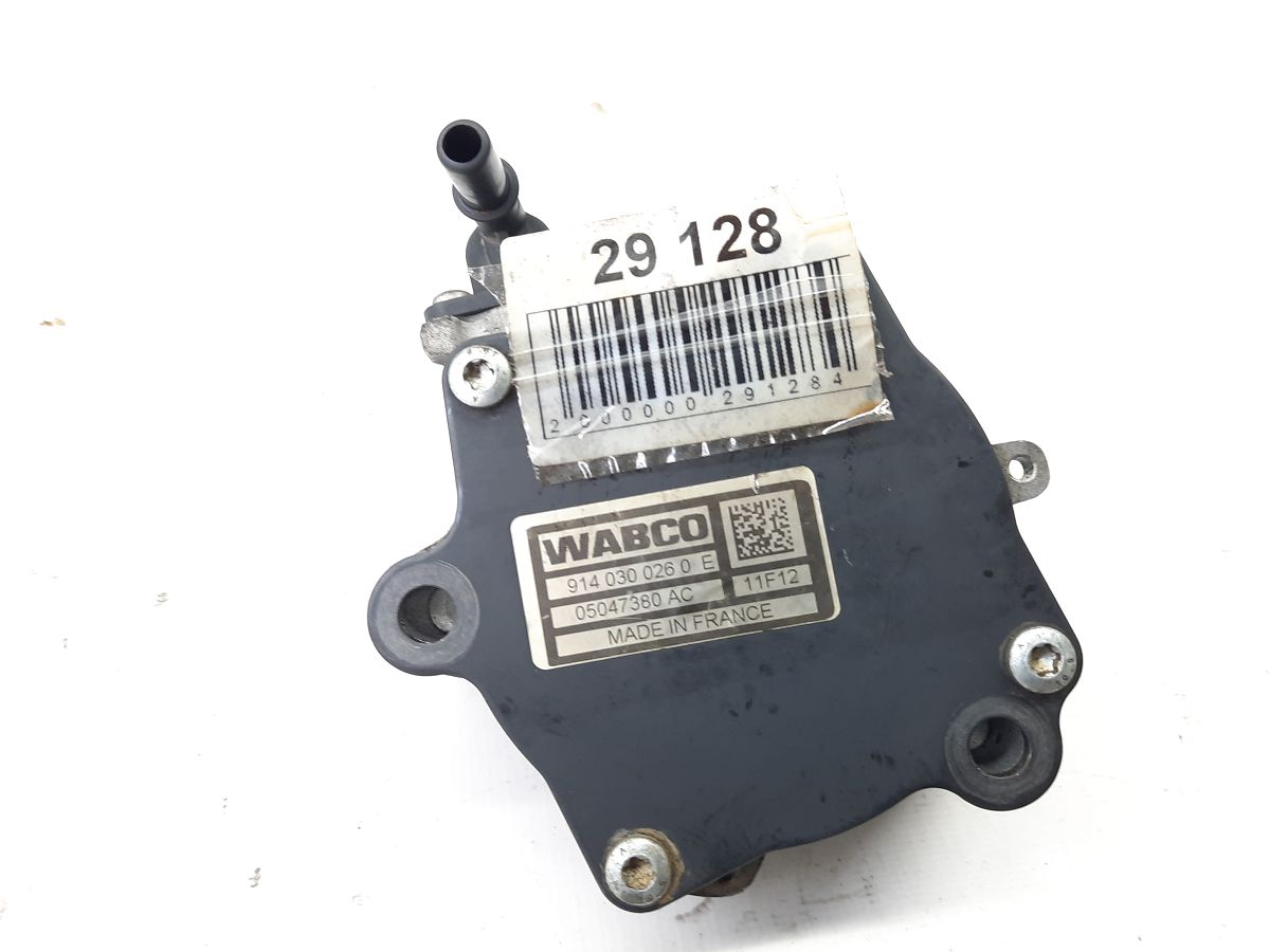 Dart Вакуумный насос Dodge Dart 2013-2019 05047380AD Dodge Dart 10