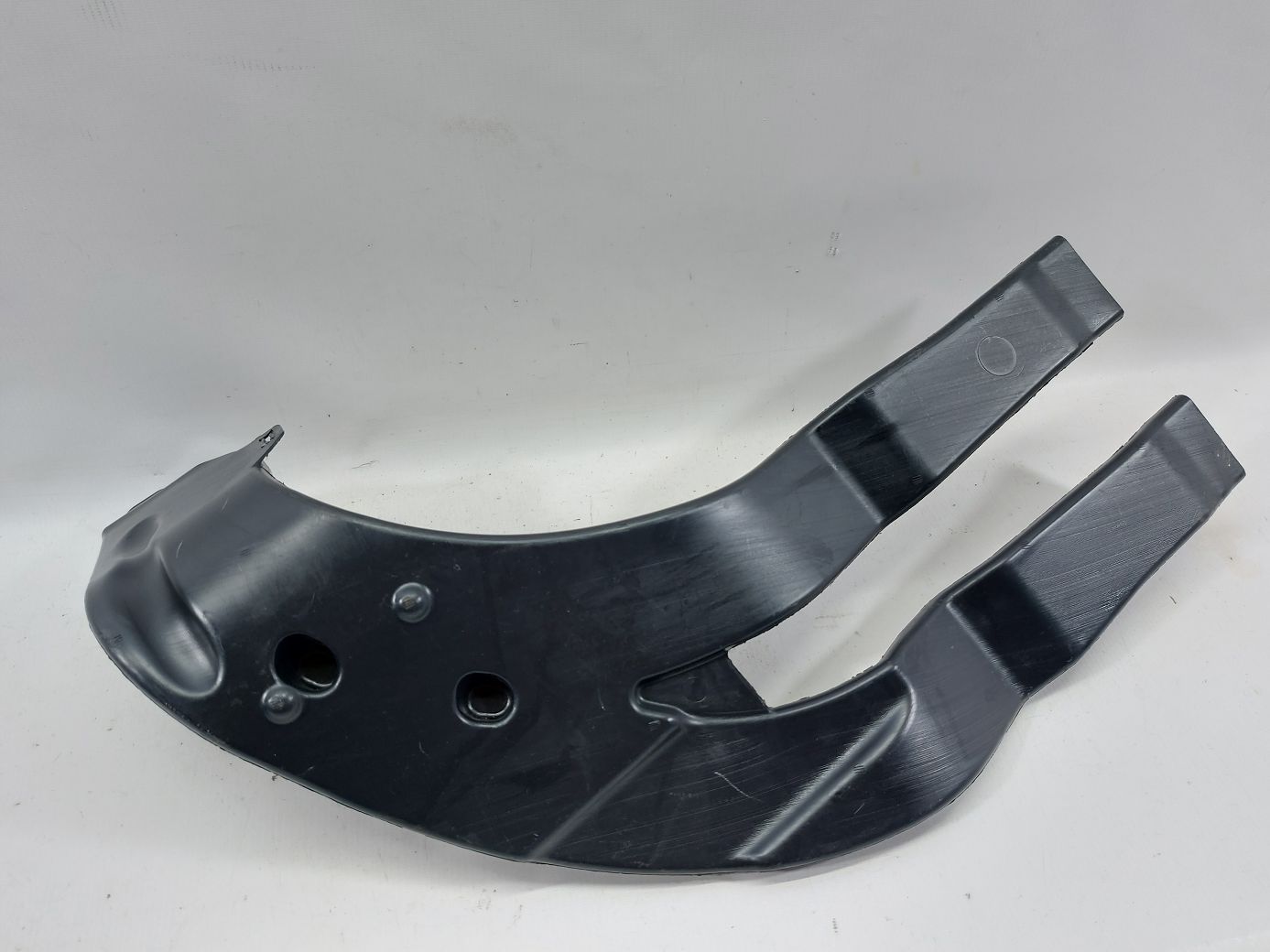 Malibu Воздуховод ног задних пассажиров правый Chevrolet Malibu 2013-2015 13242032 Chevrolet Malibu 2