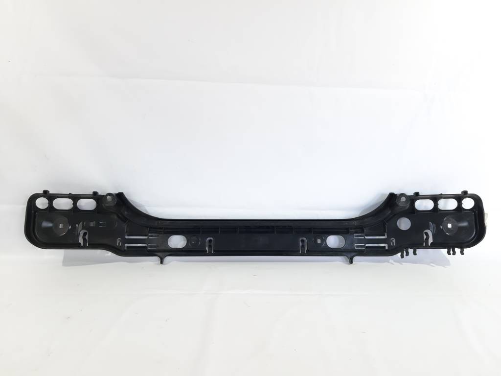 5 series Крепление заднего бампера центральное BMW 5 series 2004-2010 51127056343 BMW 5 series 2