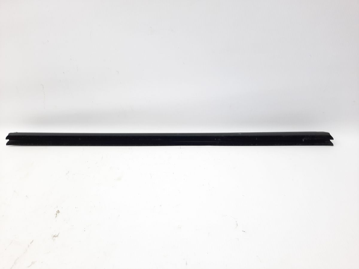 Journey Уплотнитель стекла внутренний двери задней правой Dodge Journey 2009-2020 5076876AC Dodge Journey 8 Journey Уплотнитель стекла внутренний двери задней правой Dodge Journey 2009-2020 5076876AC Dodge Journey 8