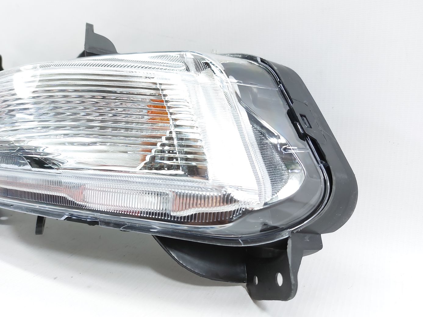 Противотуманные фары и дхо Дневной ходовой огонь правый Chevrolet Malibu 2019-2021 84575552 Chevrolet Malibu 2