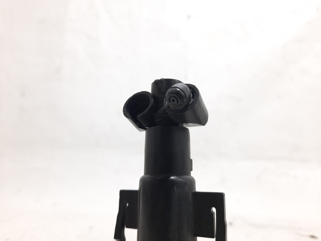 7 series Форсунка омивача фар ліва BMW 7 2012 61677178743 BMW 7 2