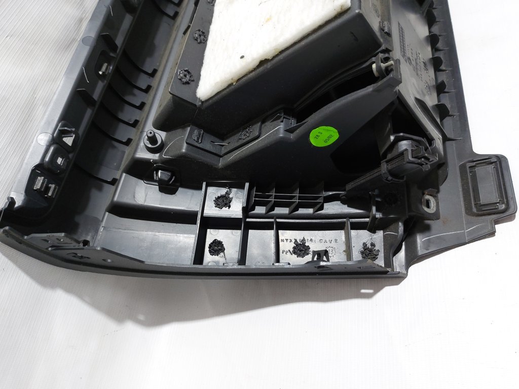 Passat s Бардачок Volkswagen Passat S 2012-2015 561857114C82V Volkswagen Passat S 13