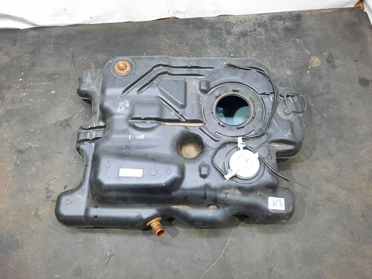 Grand caravan. Бензобак Dodge Grand Caravan 2015-2020 68237084AA Dodge Grand Caravan