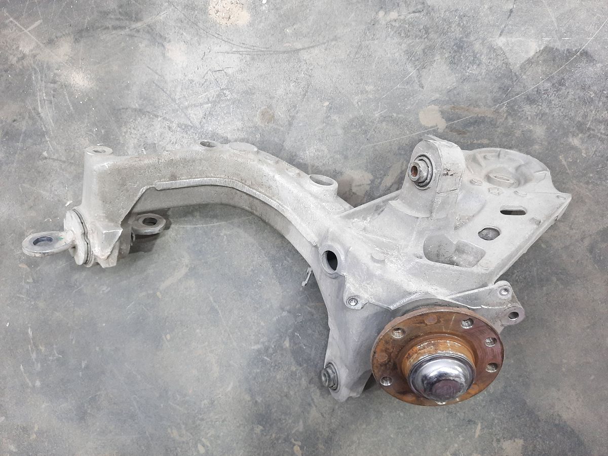 Dart Поворотный кулак задний правый Dodge Dart 2013-2019 68204866AC Dodge Dart 4