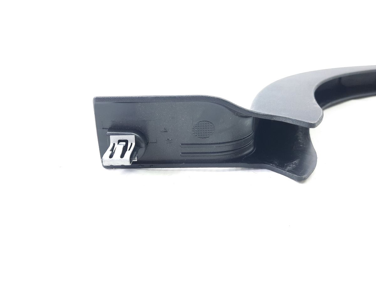 Ats Накладка петли крышки багажника правая Cadillac ATS 2013-2018 20933950 Cadillac ATS 3