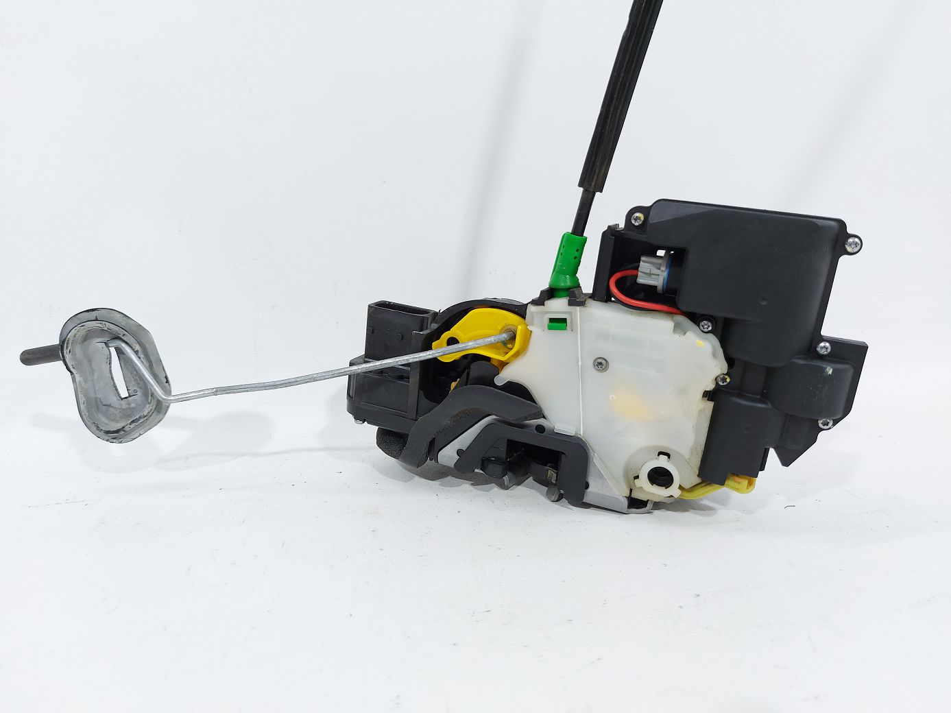 Cruze Замок дверей задньої лівої Chevrolet Cruze 2011-2016 13579551 Chevrolet Cruze 3