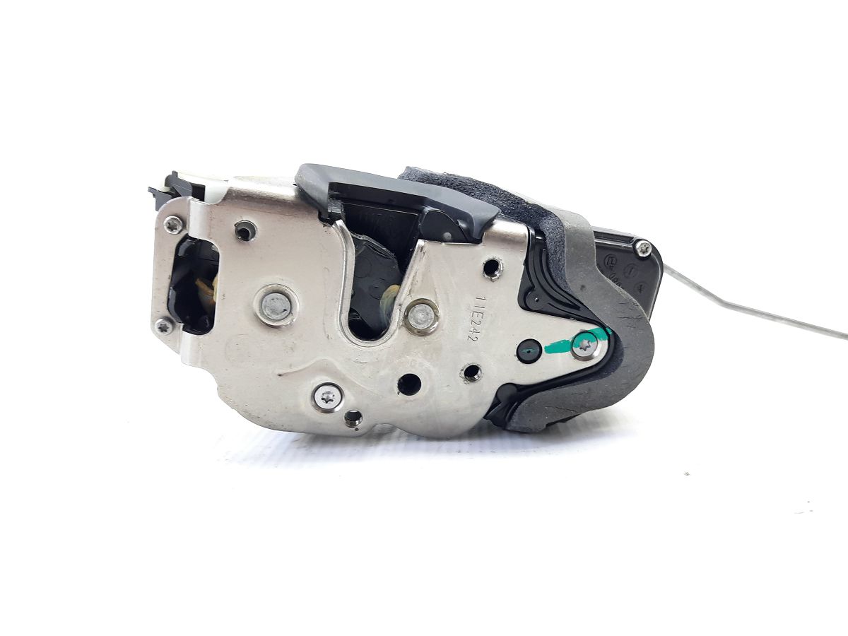 Volt Замок дверей передньої правої Chevrolet Volt 2011-2015 13579523 Chevrolet Volt 4