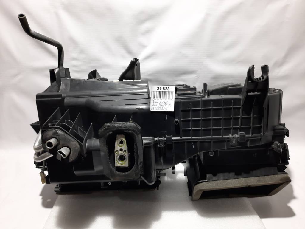 Patriot. Печка Jeep Patriot 2010-2012 68018095AA Jeep Patriot