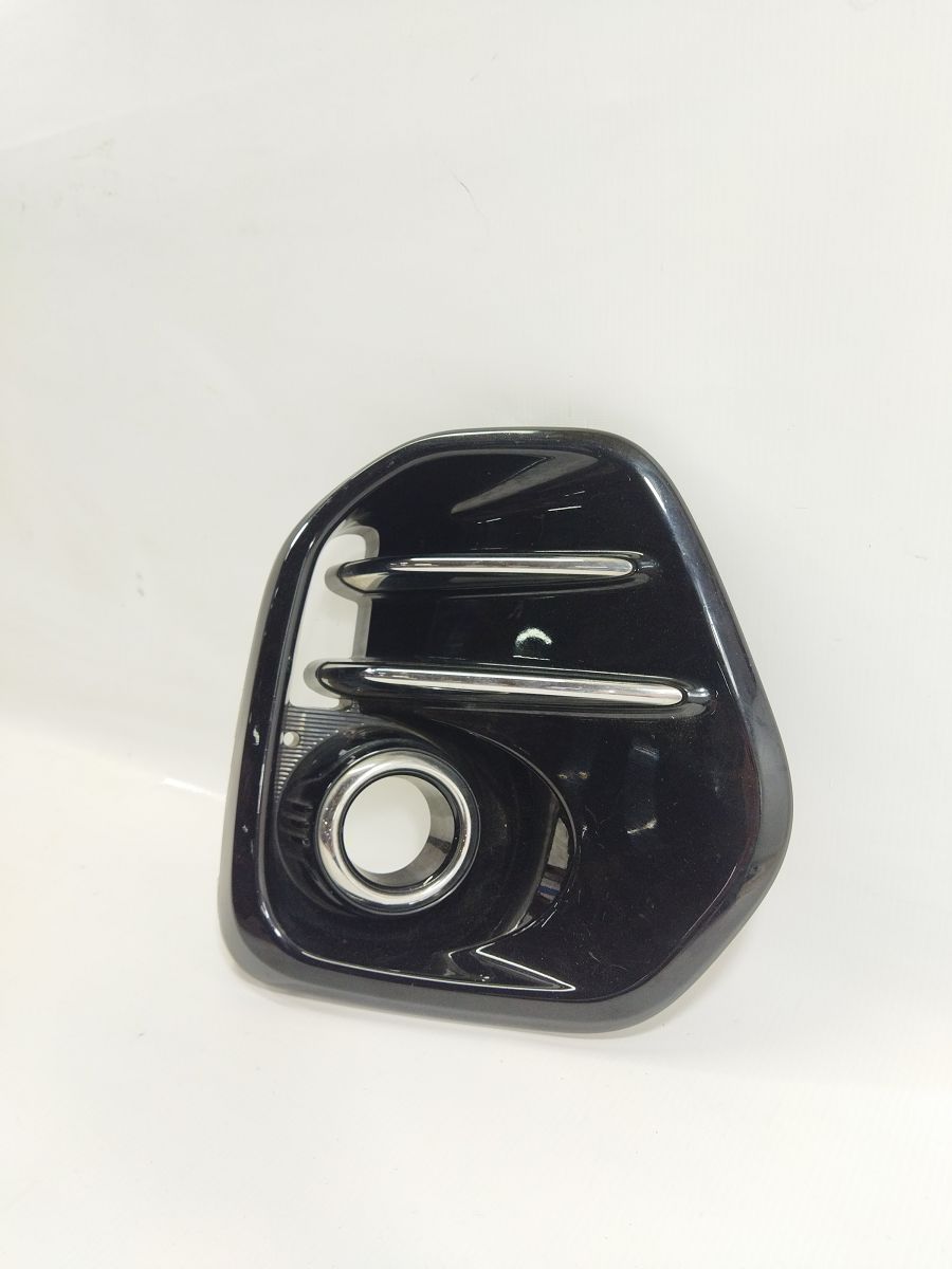 Sportage Накладка протитуманної фари ліва Kia Sportage 2016-2018 86527D9100 Kia Sportage 3