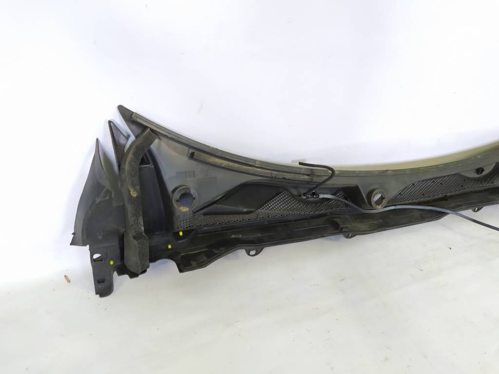 Malibu Накладка під лобове скло Chevrolet Malibu 2013-2016 22937516 Chevrolet Malibu 14