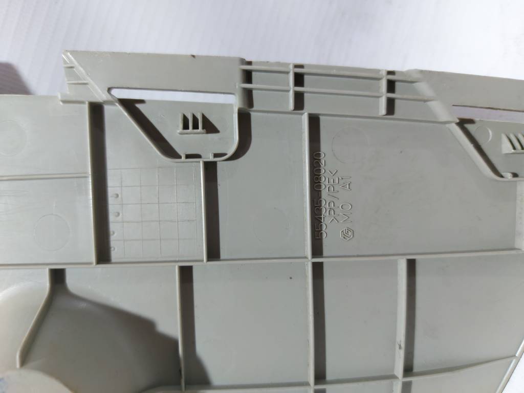 Sienna Накладка консолі передньої збоку права Toyota SIENNA 2015-2020 55435-08020-B0 Toyota SIENNA 4