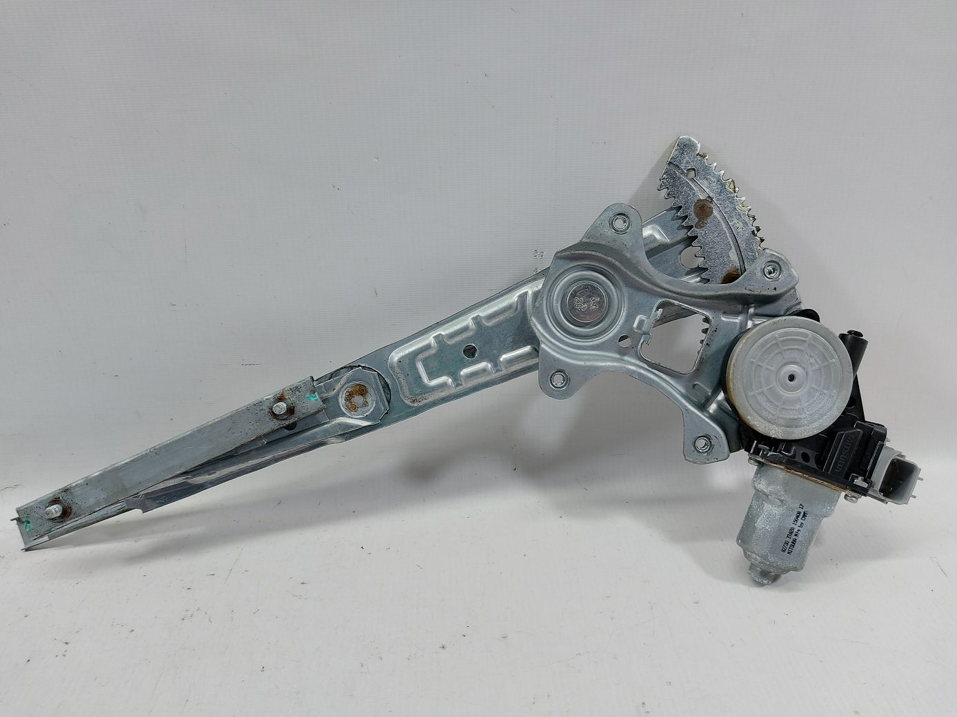 Altima Стеклоподъемник двери задней правой Nissan Altima 2014-2018 827203TA1A Nissan Altima 3