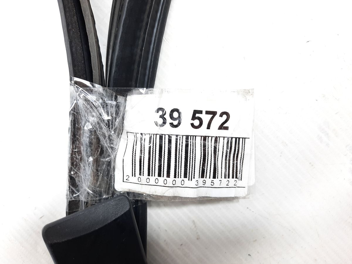 Sienna Датчик закрытия двери задней правой (с уплотнительной резинкой) Toyota Sienna 2011-2020 8425008071 Toyota Sienna 4