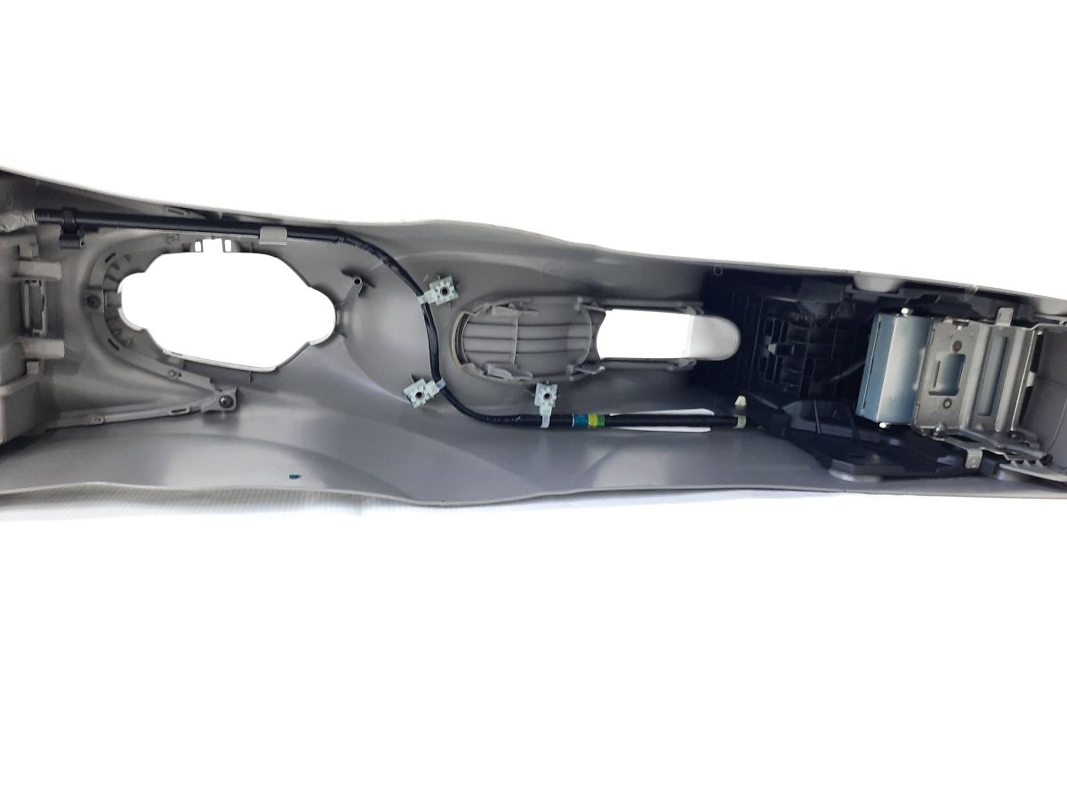 Insight Консоль центральна Honda Insight 2010-2011 83450TM8A12ZB Honda Insight 12