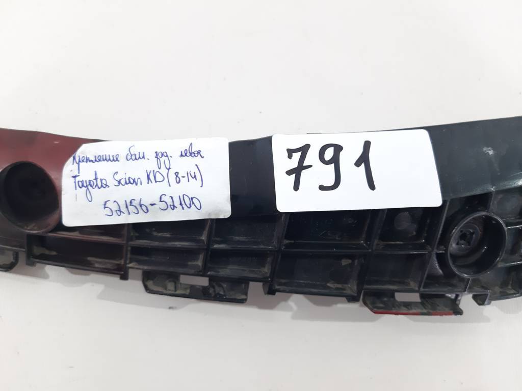 Scion xd Кріплення заднього бампера ліве Toyota Scion XD 2008-2014 5215652100 Toyota Scion XD 3