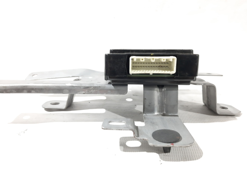 3 Блок bluetooth Mazda 3 2014-2016 GEG466DH0E Mazda 3 4