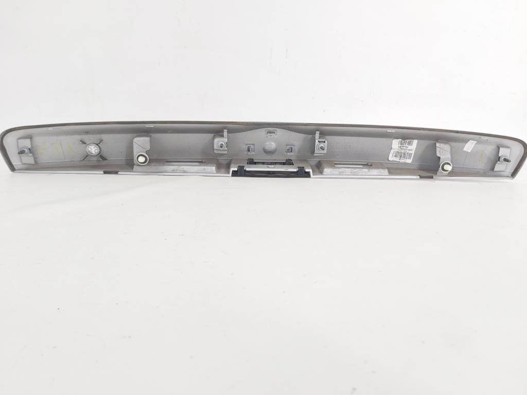 Versa Накладка підсвічування номера Nissan Versa 2015 848103BA1A Nissan Versa 4