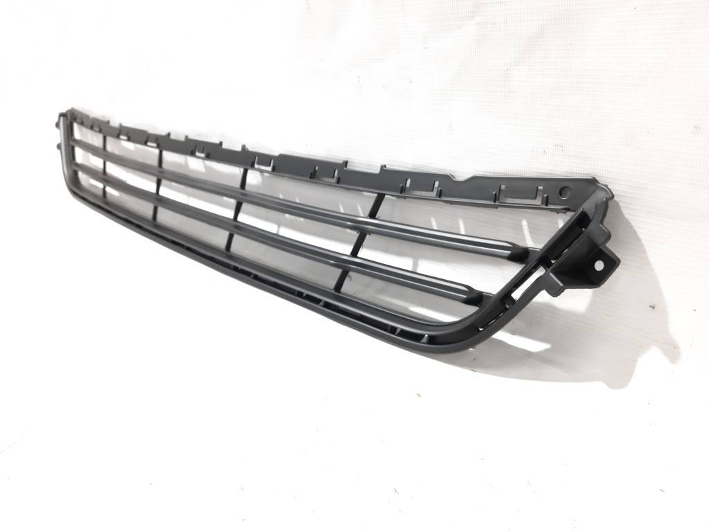 Решетка в бампер Ford Fusion `13-16 Ford Fusion 3 Решетка в бампер Ford Fusion `13-16 Ford Fusion 3