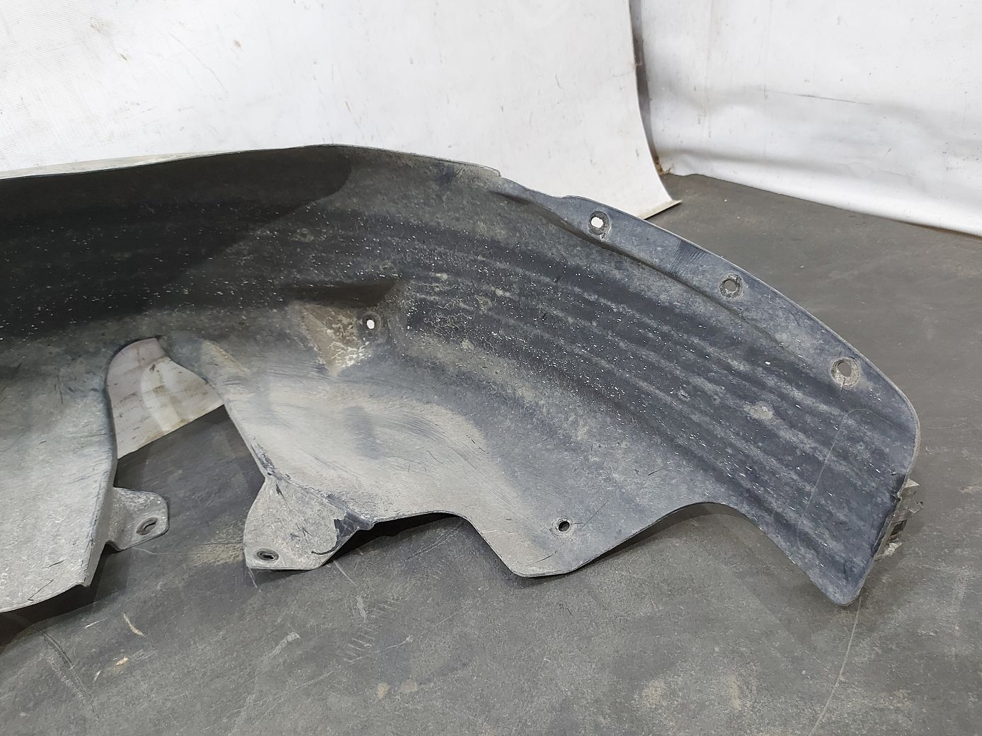 Dart Підкрилок задній лівий Dodge Dart 2013-2019 68082837AG Dodge Dart 6