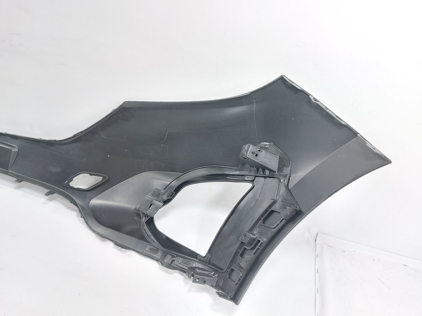 Передні бампери Передній бампер верхній (дефект) Chevrolet Equinox 2017-2021 84385251 Chevrolet Equinox 10