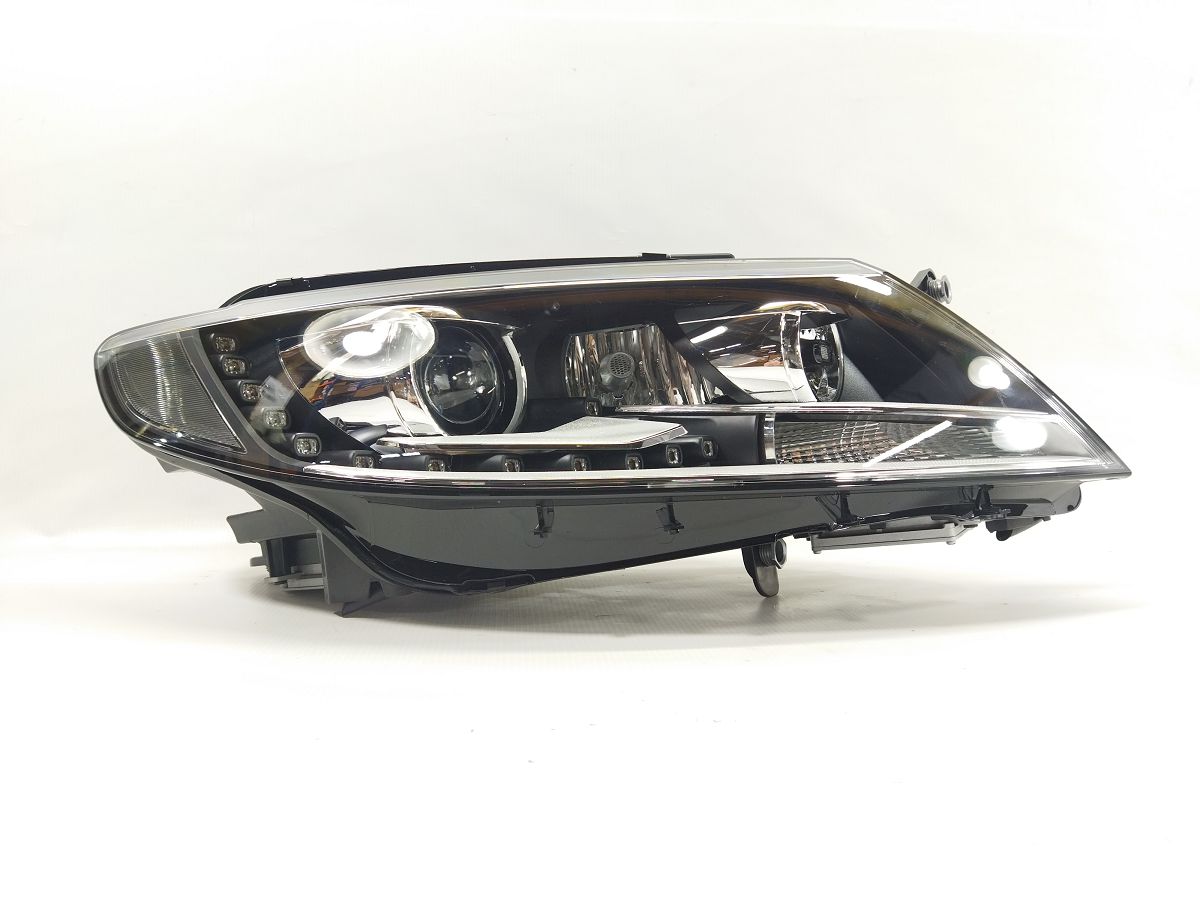 Фари головного світла Фара передня права (LED) Volkswagen Passat CC 2013-2018 3C8941754Q Volkswagen Passat CC 4 Фари головного світла Фара передня права (LED) Volkswagen Passat CC 2013-2018 3C8941754Q Volkswagen Passat CC 4