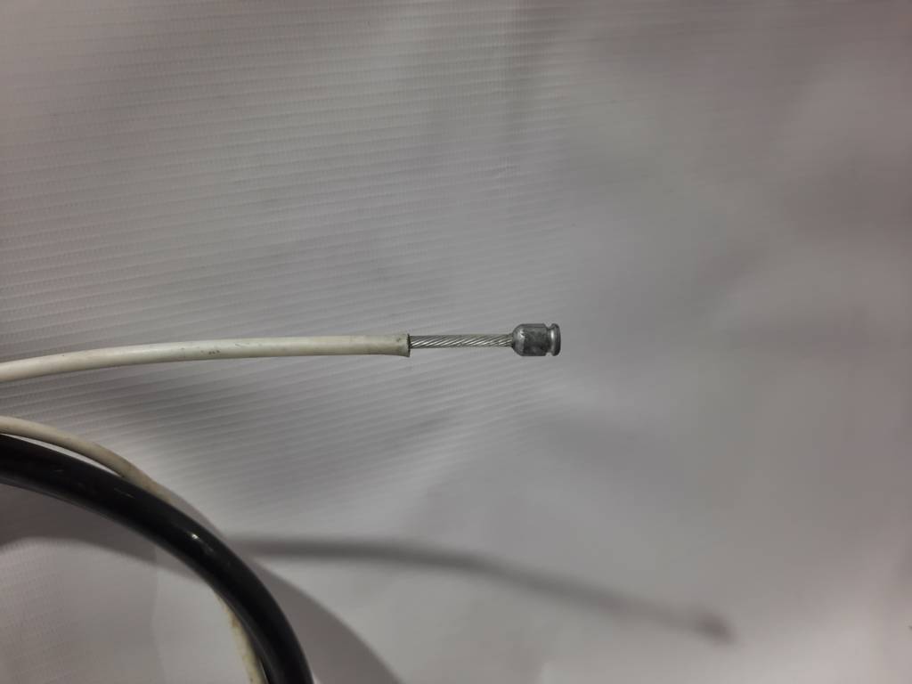 Passat s Трос гальма стоянки лівий/правий Volkswagen Passat S 2012-2020 561609721A Volkswagen Passat S 24