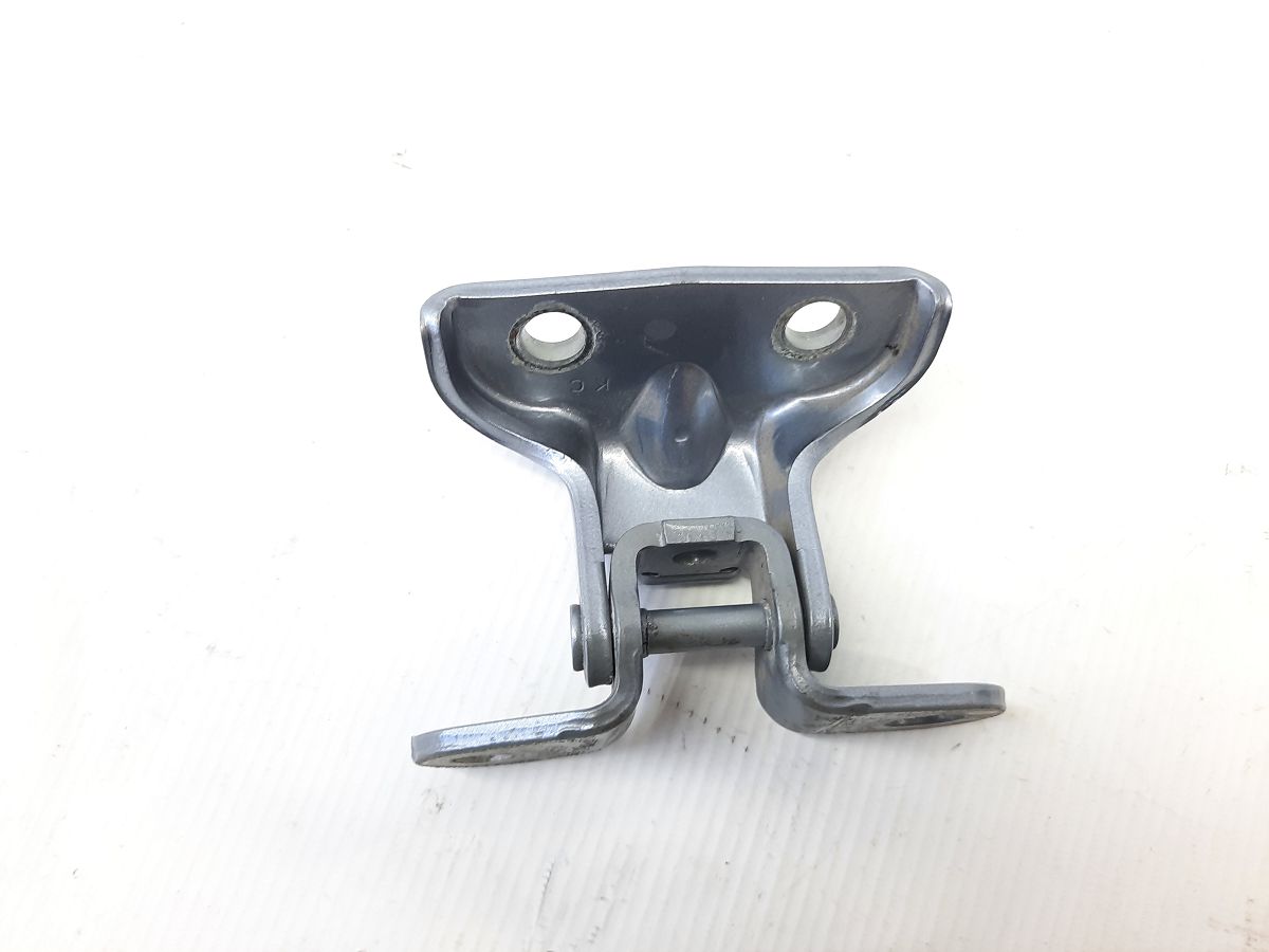 Elantra Петля двері задньої правої верхня Hyundai Elantra 2006-2021 794203K000 Hyundai Elantra 5