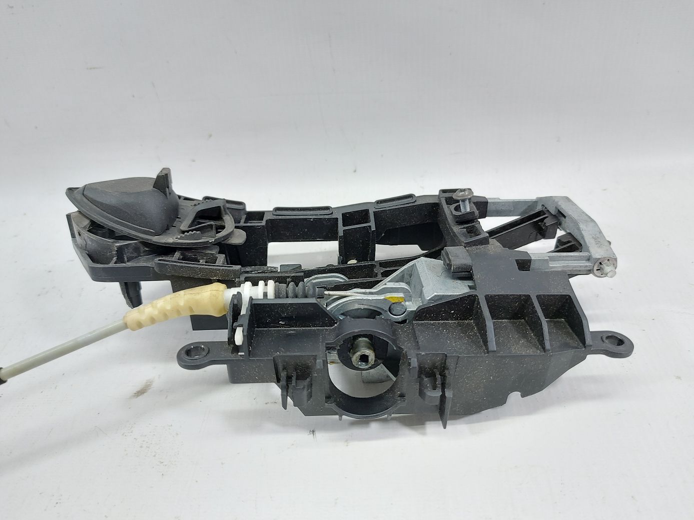 7 series Кронштейн ручки зовнішніх дверей задніх правих BMW 7 2009-2015 51217187228 BMW 7 3